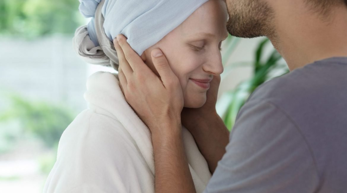 How to Support a Loved One Diagnosed with Lung Cancer: A Guide for Family and Friends
